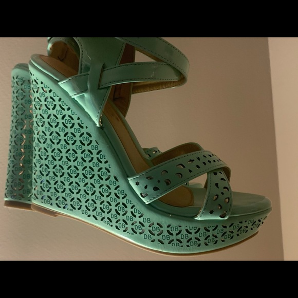 DBDK Mint Green Wedges - Picture 16 of 16